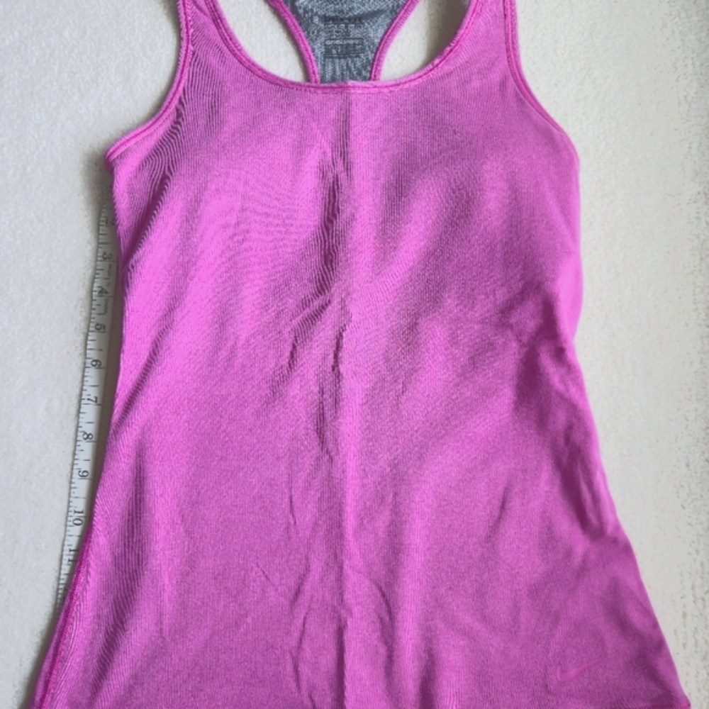 Nike Dri-Fit Women's Lavender Tank Top w/ Built-in Bra size Small